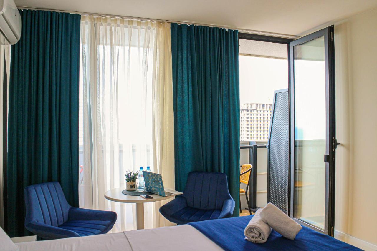 Orbi Batumi City Beach View Hotel Экстерьер фото