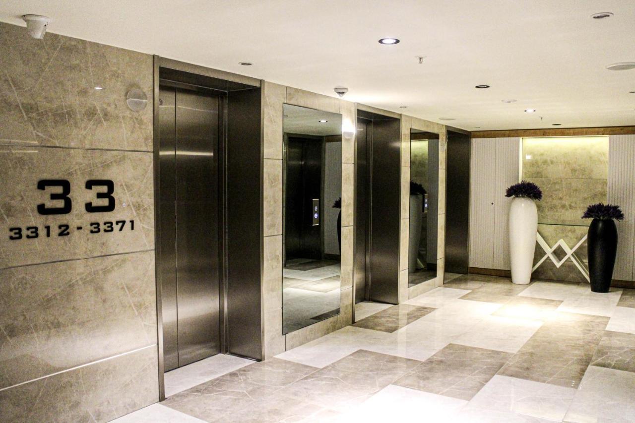 Orbi Batumi City Beach View Hotel Экстерьер фото