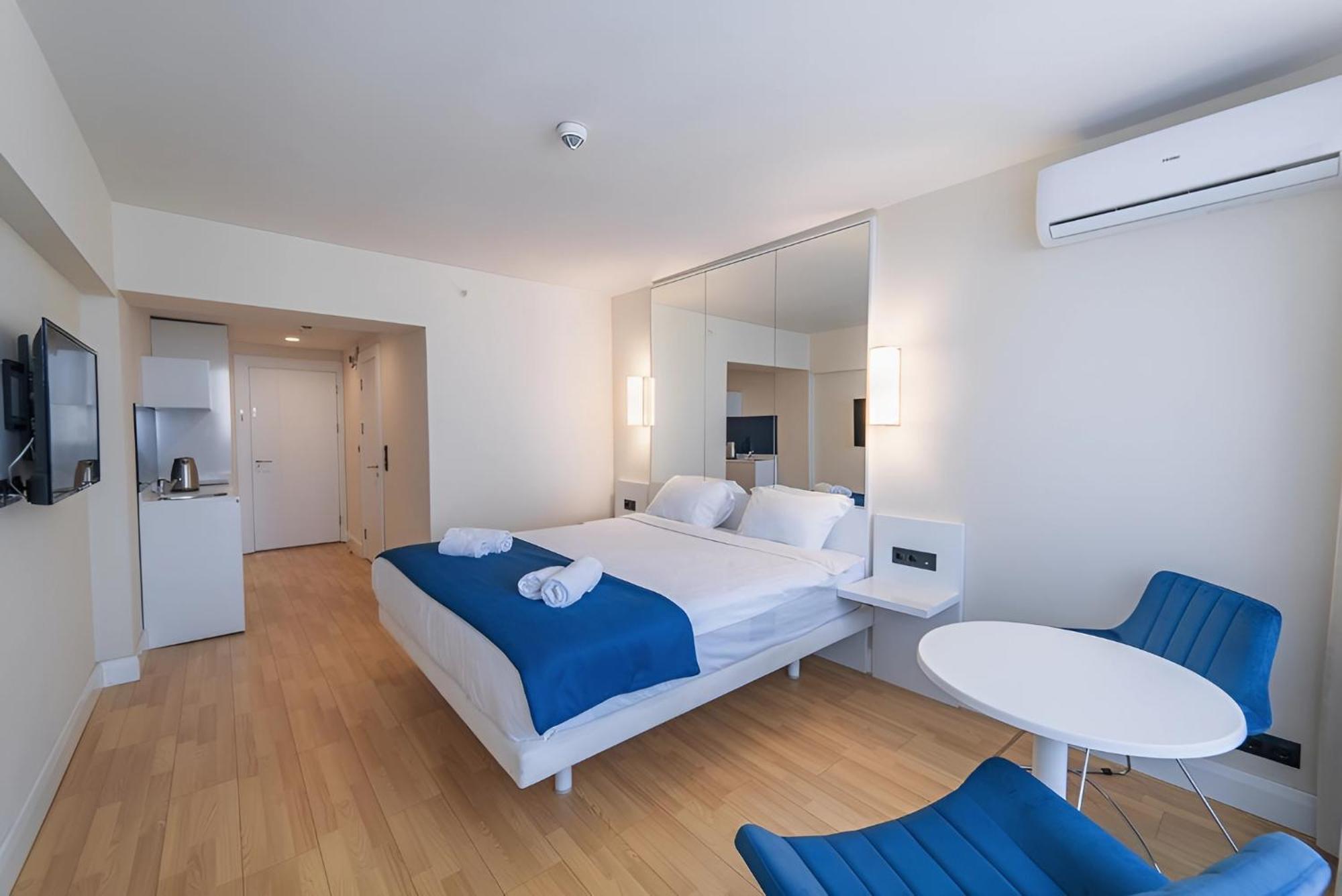 Orbi Batumi City Beach View Hotel Экстерьер фото