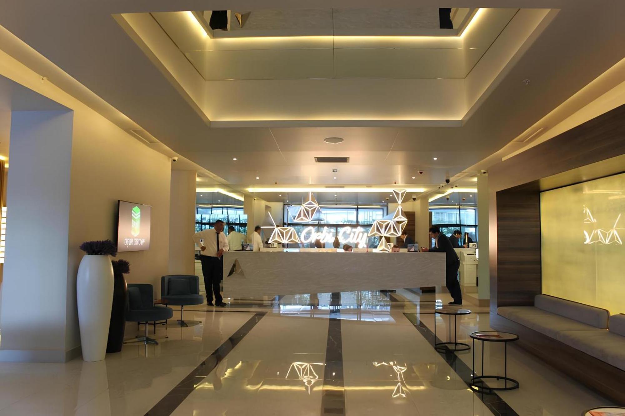Orbi Batumi City Beach View Hotel Экстерьер фото