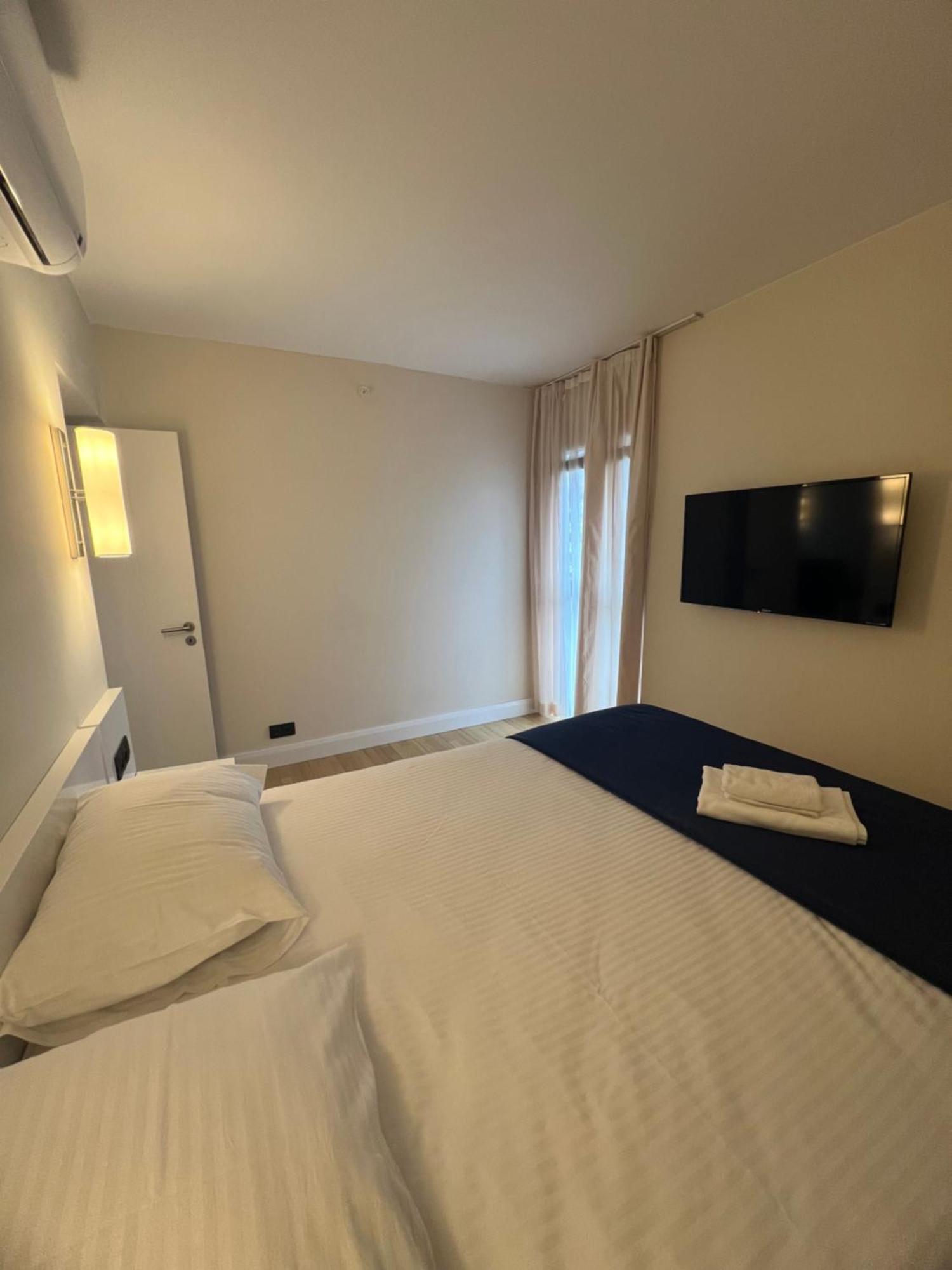 Orbi Batumi City Beach View Hotel Экстерьер фото